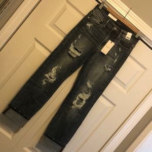NWT Judy Blue bleach splashed boyfriend jeans. 1/25